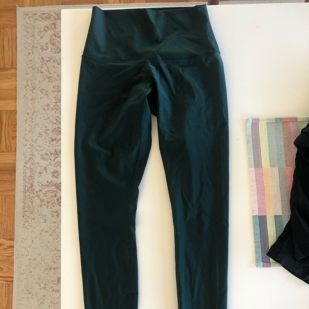 Lululemon High Waisted size 4 Satin leggings